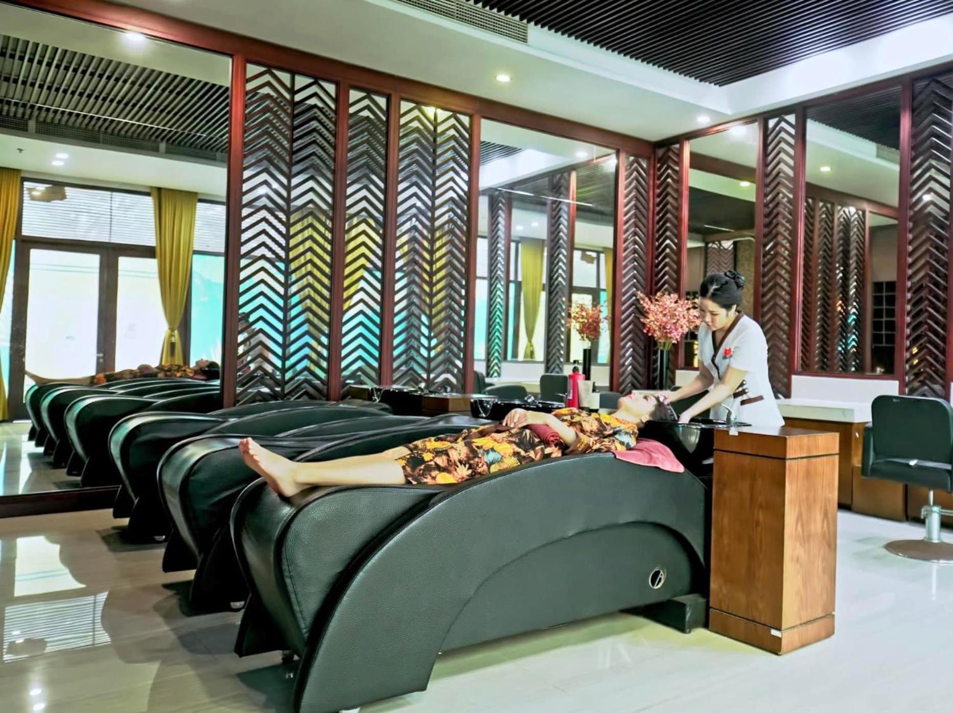 Vietsovpetro Ho Tram Beach Resort & Spa Exterior photo