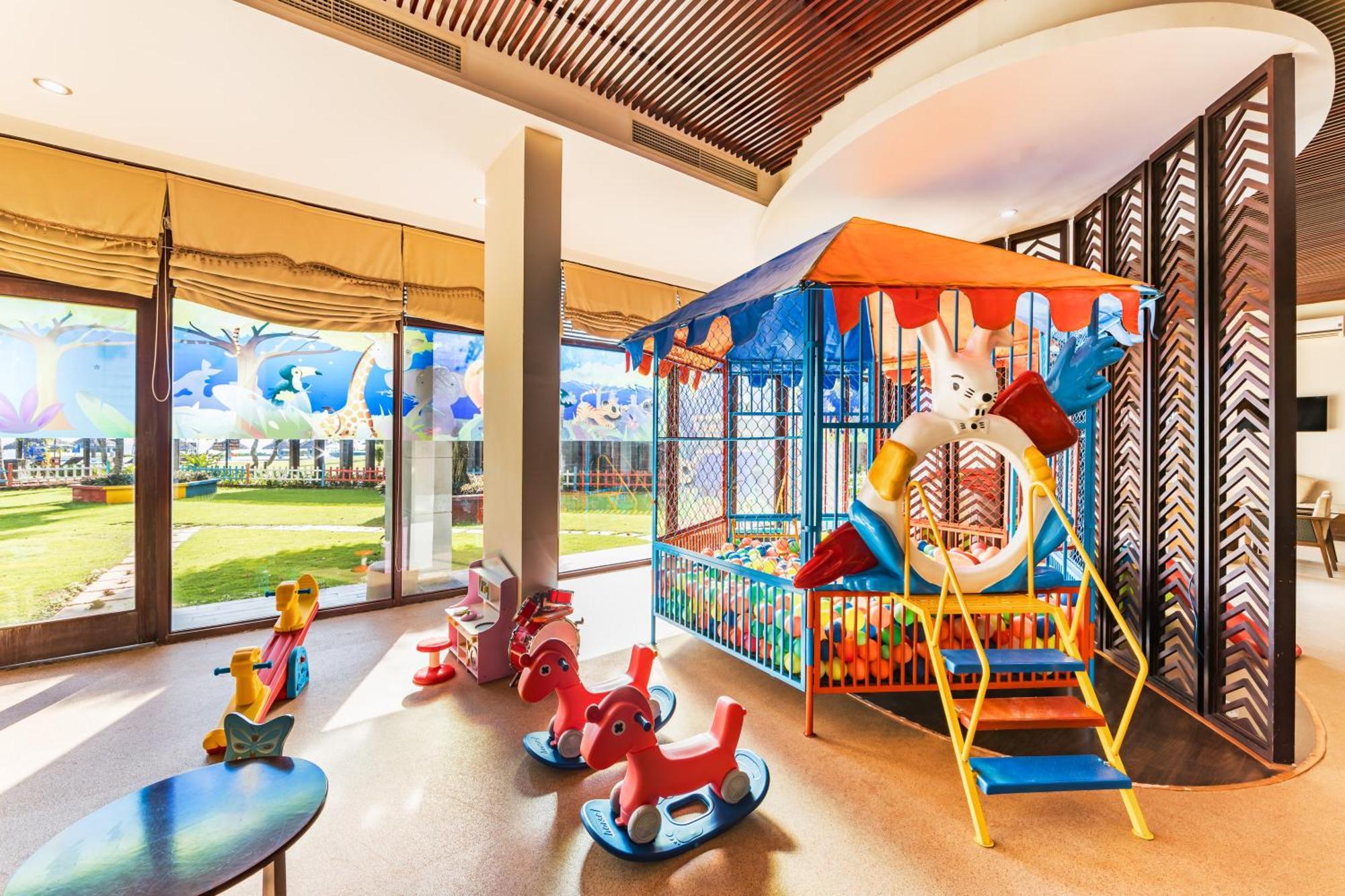Vietsovpetro Ho Tram Beach Resort & Spa Exterior photo